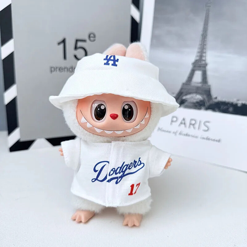 labubu dodgers-outfit